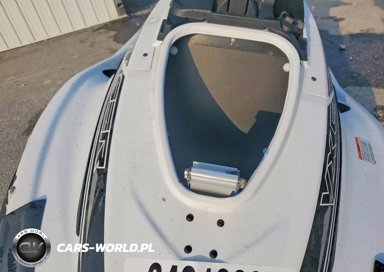 2016 Yam Jet Ski VIN:YAMA3042D616 - 9