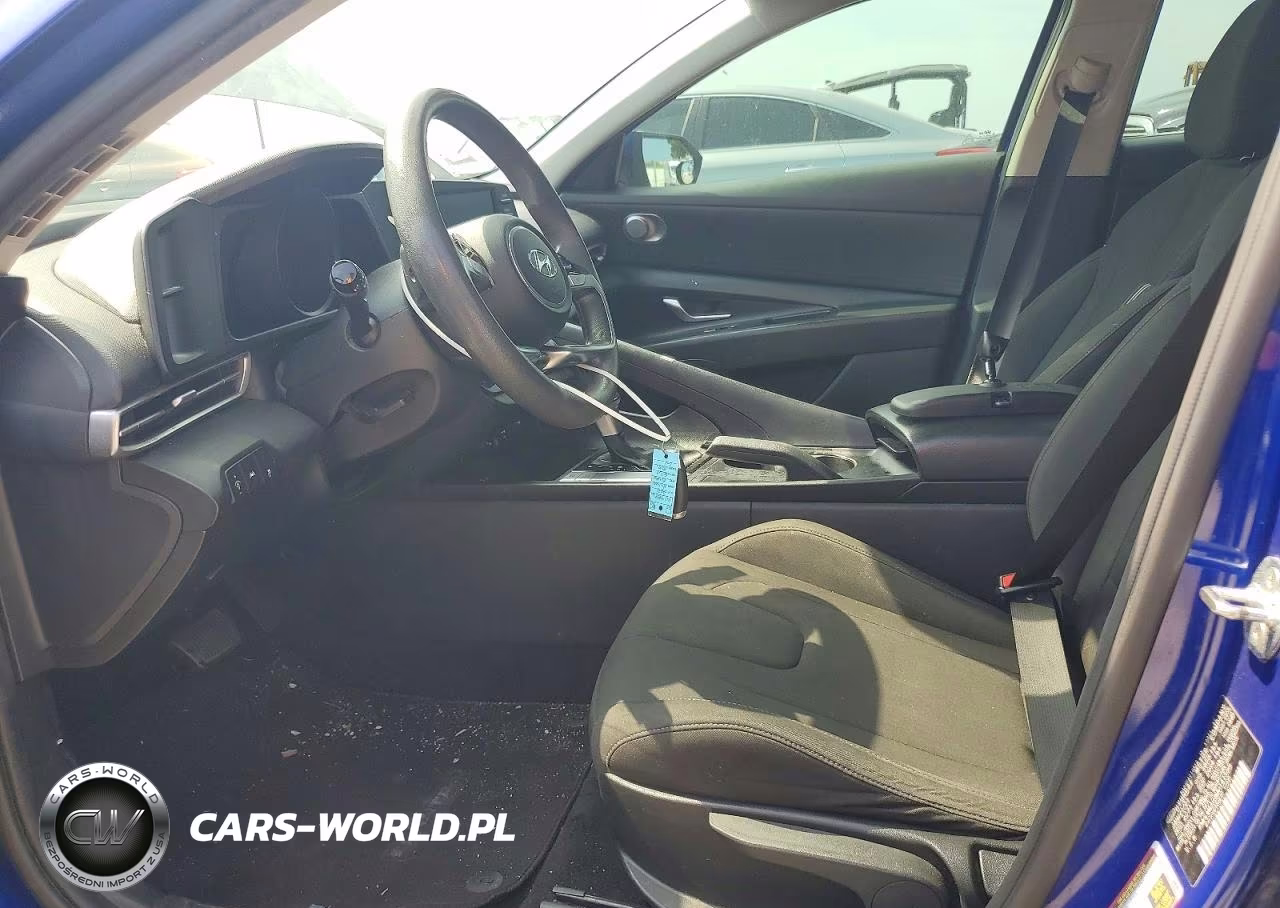 2021 Hyundai Elantra Sel VIN:KMHLM4AG8MU141588 - 7