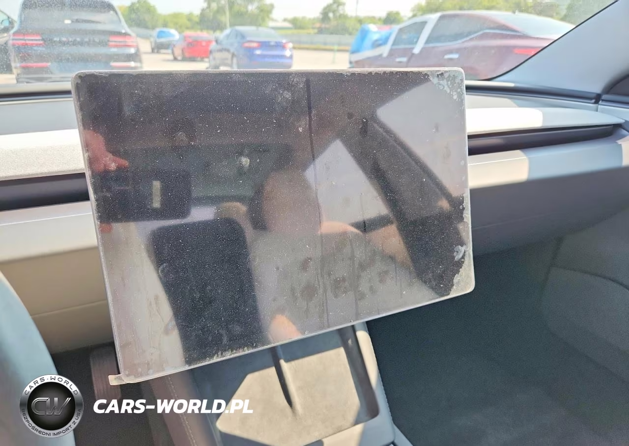 2026 Tesla Model 3 VIN:5YJ3E1EA2TF140904 - 9