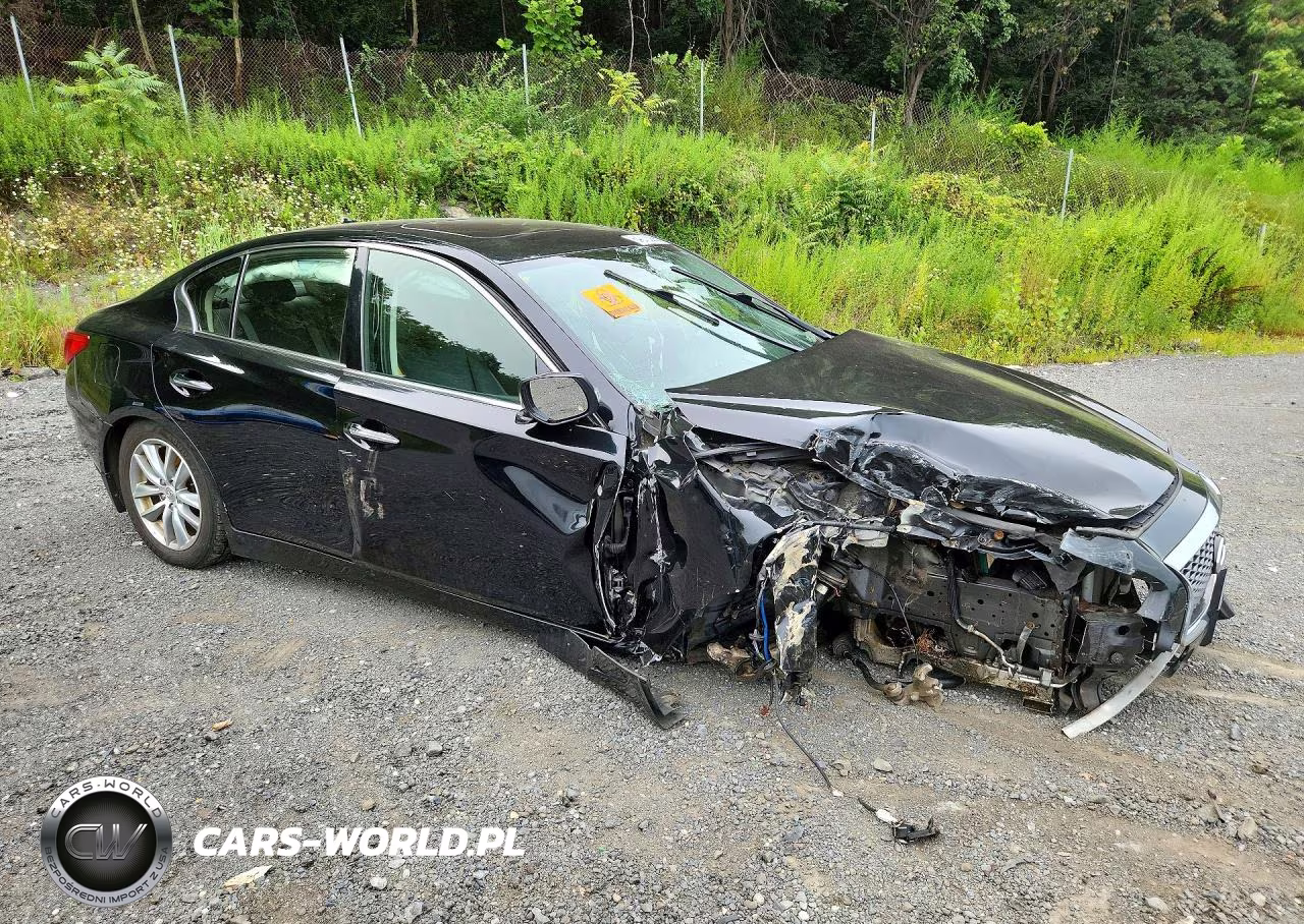 2015 Infiniti Q50 Premium VIN:JN1BV7AR6FM390140 - 4