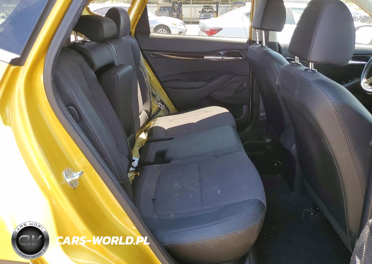2021 Kia Seltos S VIN:KNDEU2AA3M7211932 - 10