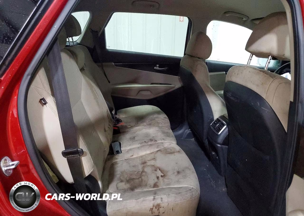 2018 Kia Sorento Lx VIN:5XYPG4A32JG344967 - 11