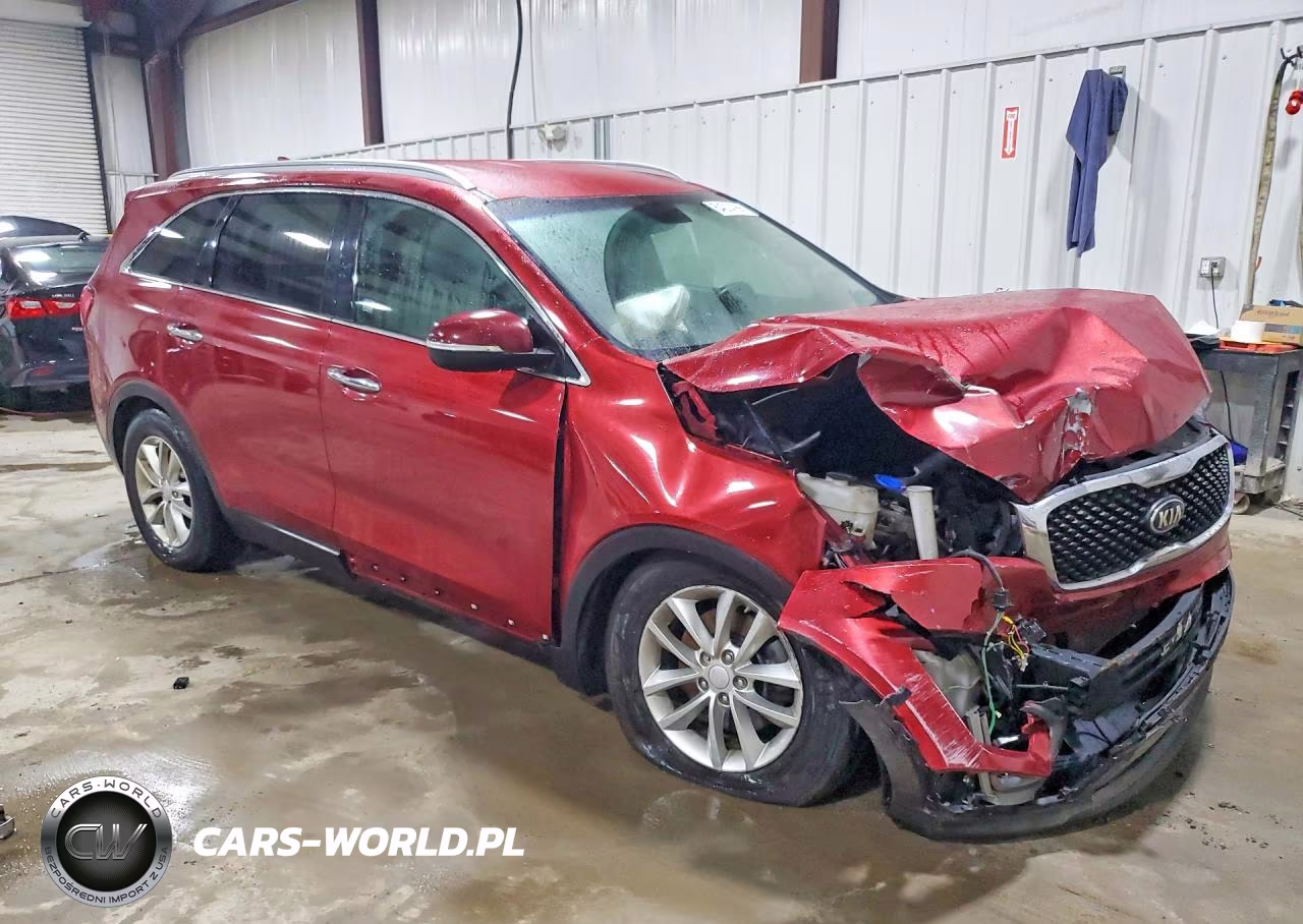 2018 Kia Sorento Lx VIN:5XYPG4A32JG344967 - 4