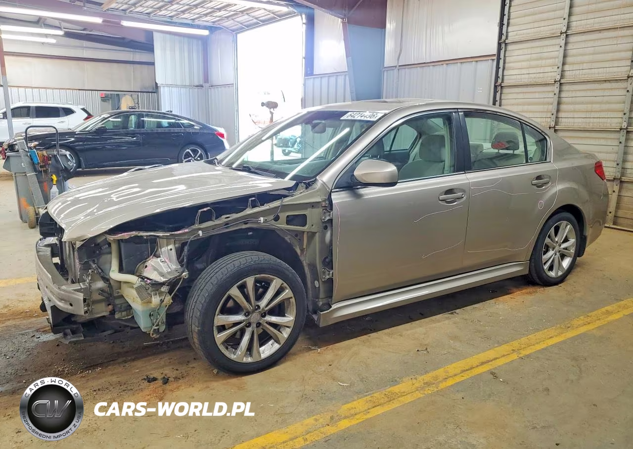 2014 Subaru Legacy 2.5I Premium VIN:4S3BMBD67E3030108 - 1