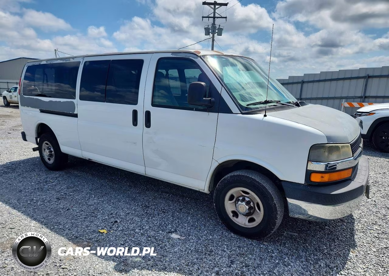 2007 Chevrolet Express G3500 VIN:1GAHG39U471246620 - 4