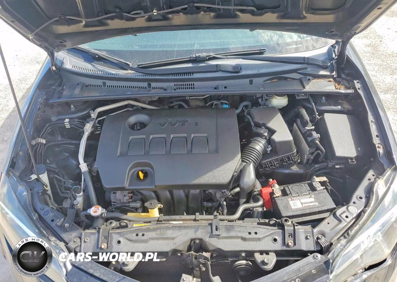 2018 Toyota Corolla Le VIN:5YFBURHE0JP848713 - 11