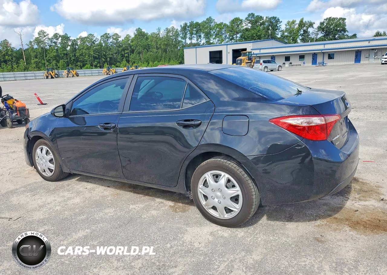 2018 Toyota Corolla Le VIN:5YFBURHE0JP848713 - 2