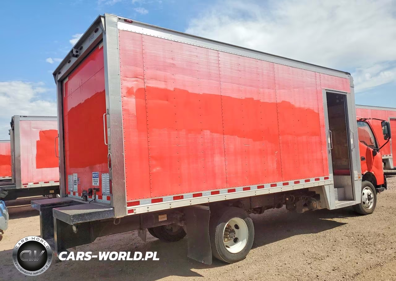 2018 Hino 195 Box Truck VIN:JHHSDM2H2JK006201 - 3