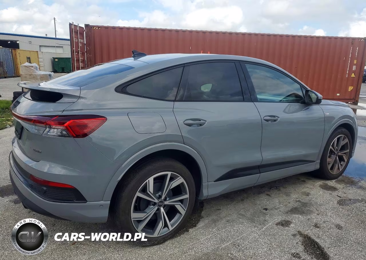 2024 Audi Q4 E-Tron Sportback Prestige VIN:WA14UBFZ1RP038942 - 3