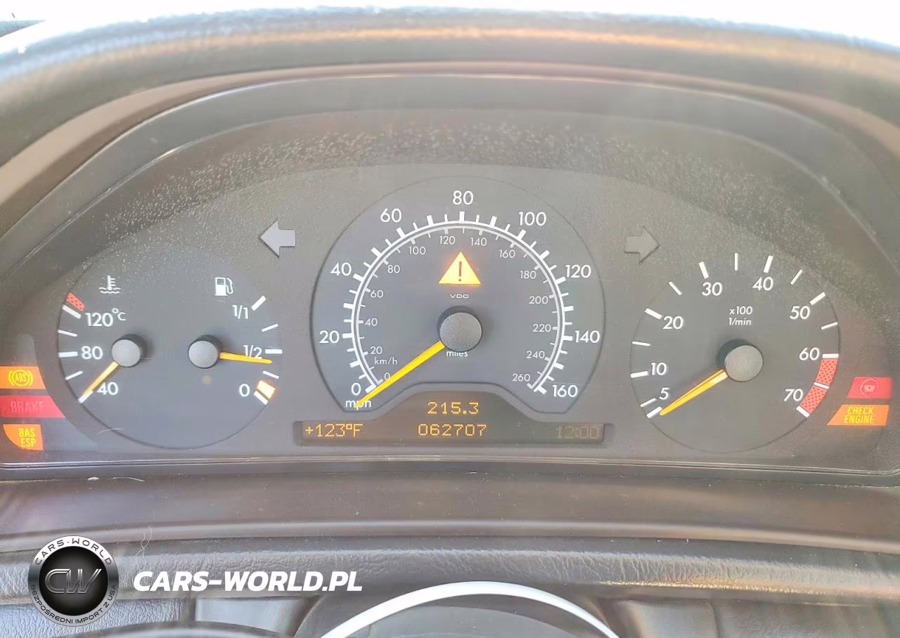 1999 Mercedes-Benz Clk 320 VIN:WDBLK65G9XT017497 - 9