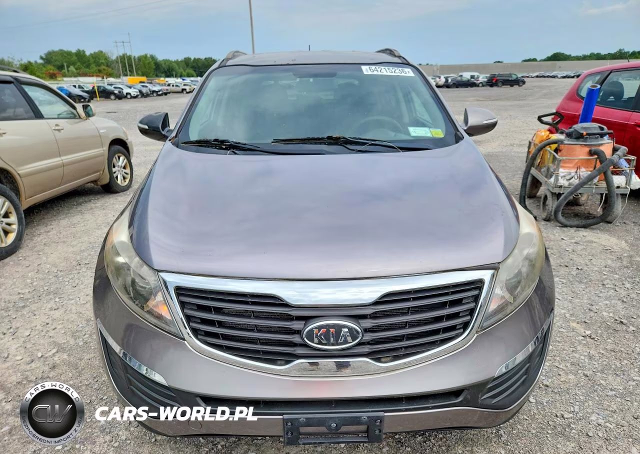 2011 Kia Sportage Lx VIN:KNDPBCA23B7172124 - 5