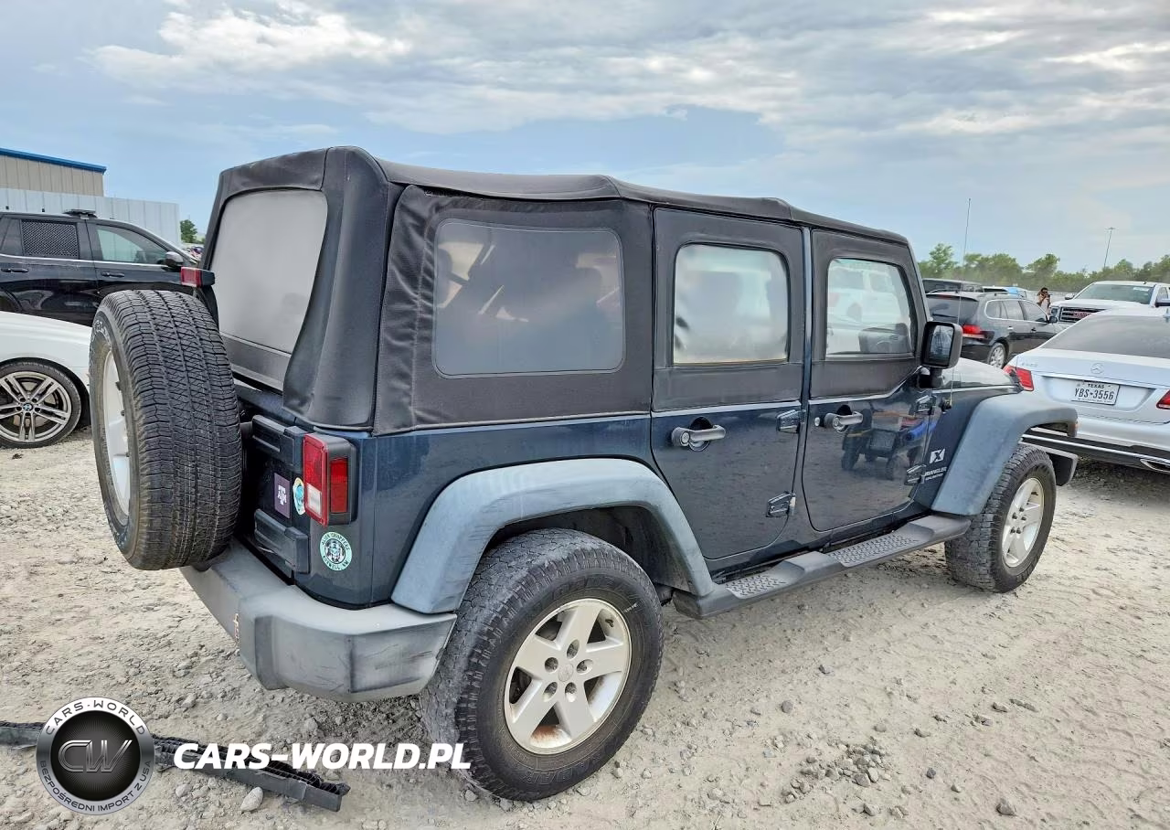 2007 Jeep Wrangler X VIN:1J4GA39167L207567 - 4