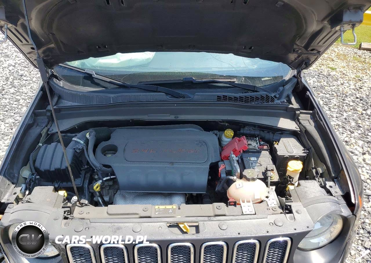 2018 Jeep Renegade Latitude VIN:ZACCJABB5JPJ61693 - 11