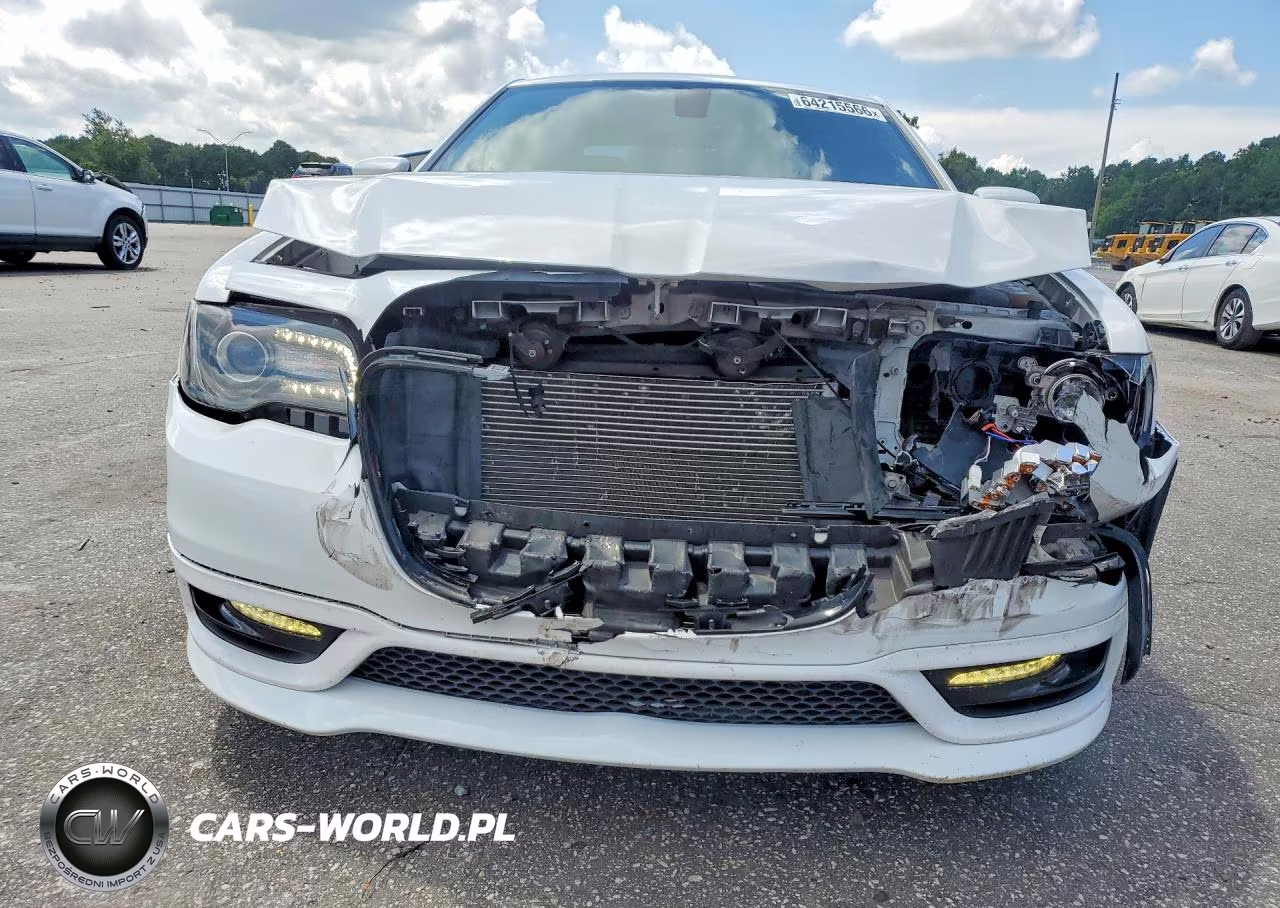 2017 Chrysler 300 S VIN:2C3CCABG4HH667623 - 5