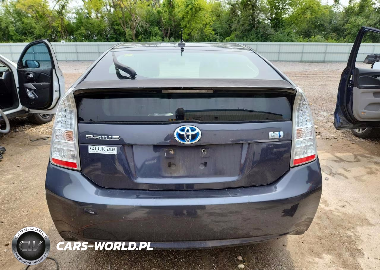 2011 Toyota Prius Two VIN:JTDKN3DUXB0300110 - 6