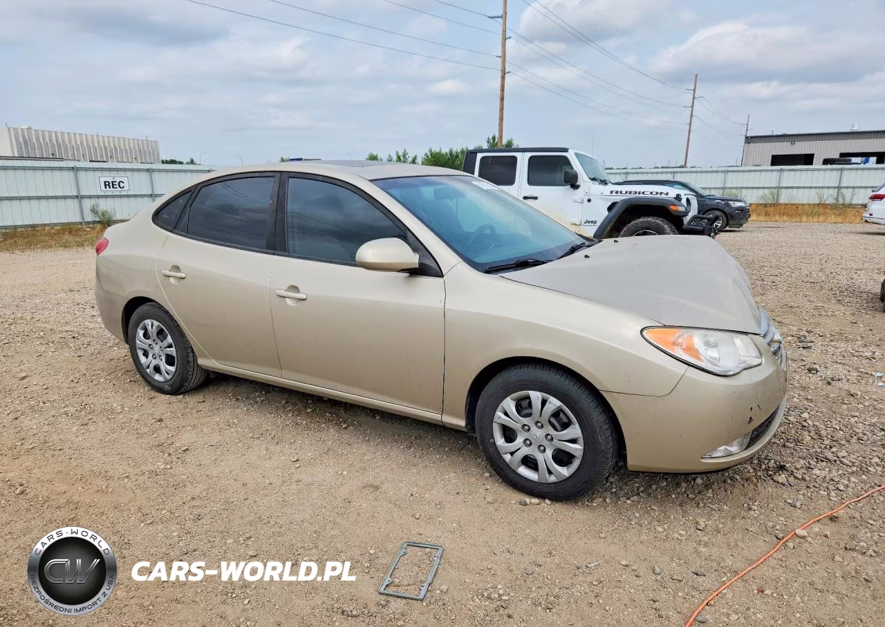 2010 Hyundai Elantra Gls VIN:KMHDU4AD1AU067937 - 4
