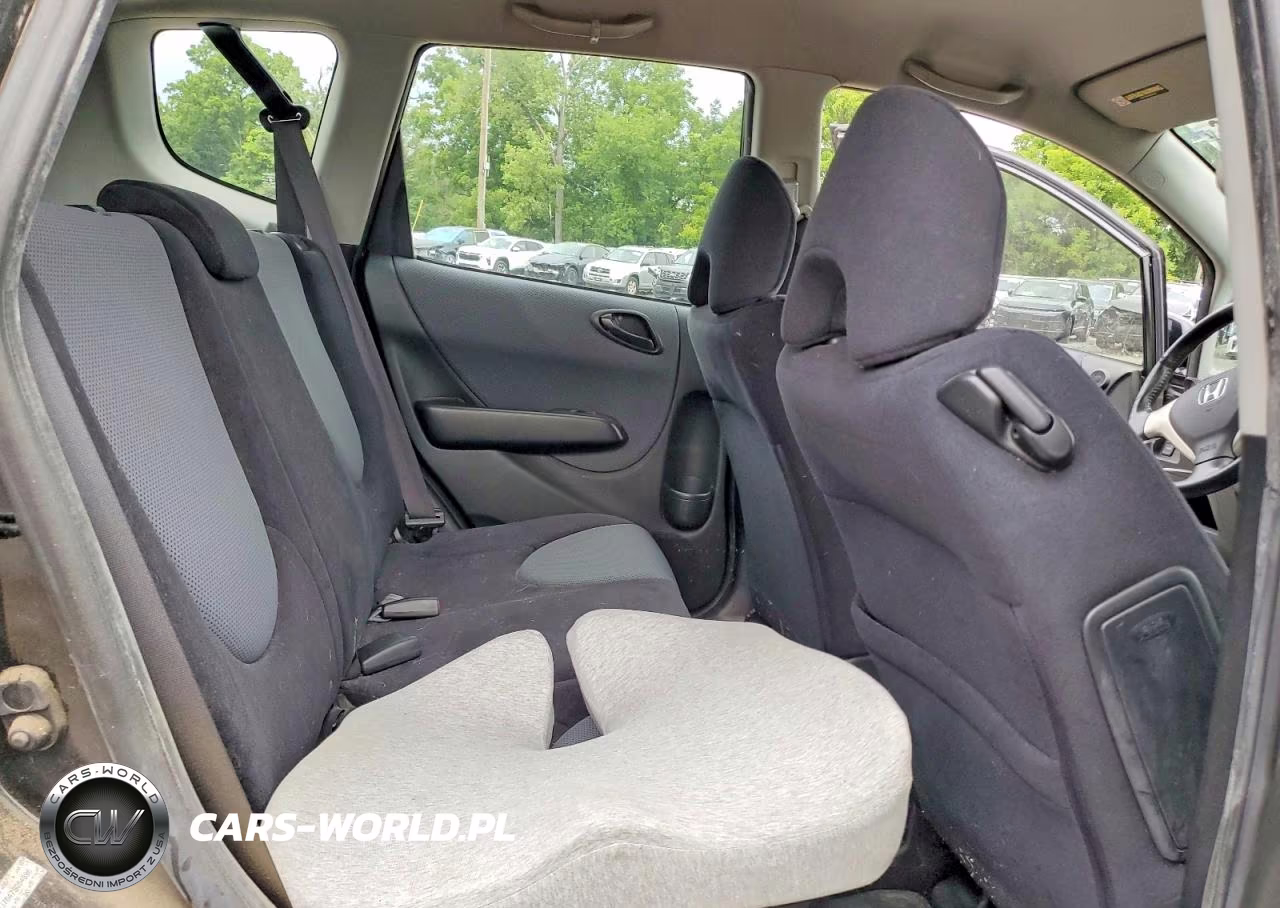 2007 Honda Fit S VIN:JHMGD37647S054896 - 10