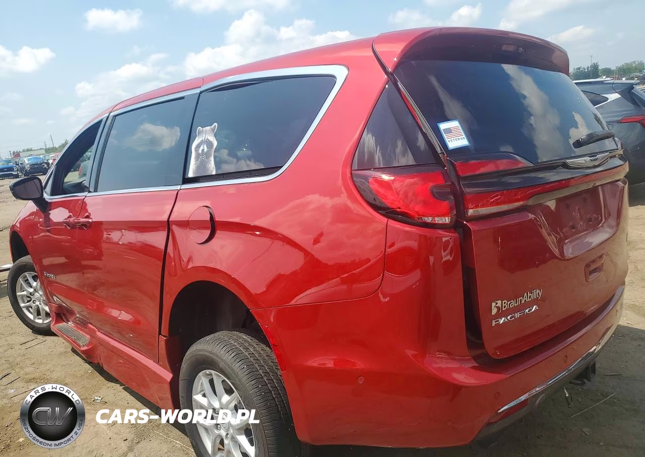 2025 Chrysler Pacifica Select VIN:2C4RC1BG1SR586327 - 2
