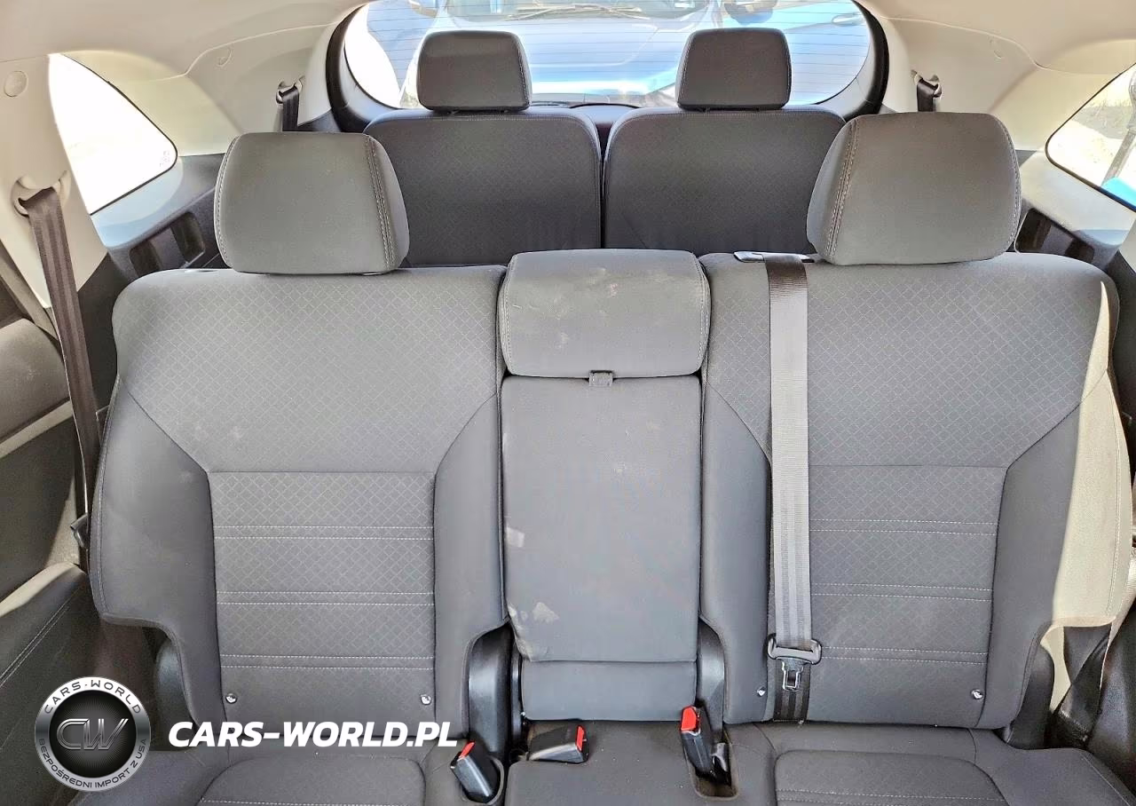 2020 Kia Sorento Lx VIN:5XYPG4A31LG711876 - 10