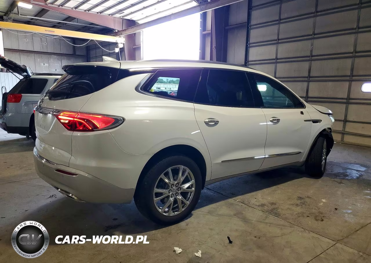 2024 Buick Enclave Premium VIN:5GAEVBKW0RJ106820 - 3