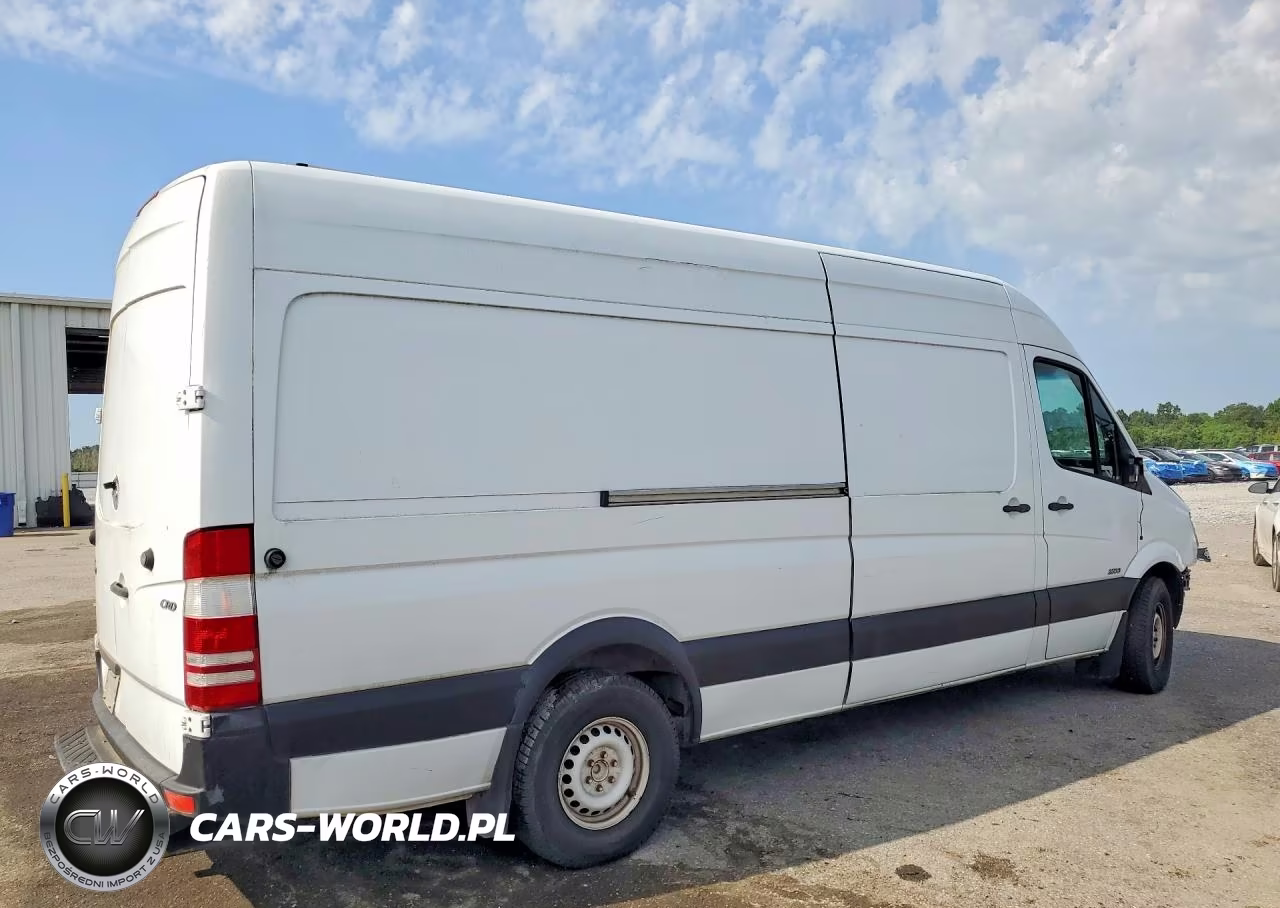 2008 Freightliner Sprinter 2500 Delivery Van VIN:WDYPE845085295348 - 3