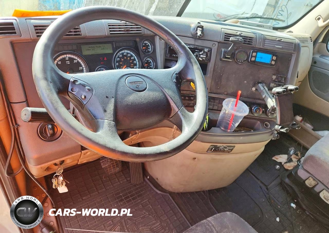 2016 Freightliner Cascadia 125 Semi Truck VIN:3AKJGLD5XGSHD1997 - 8