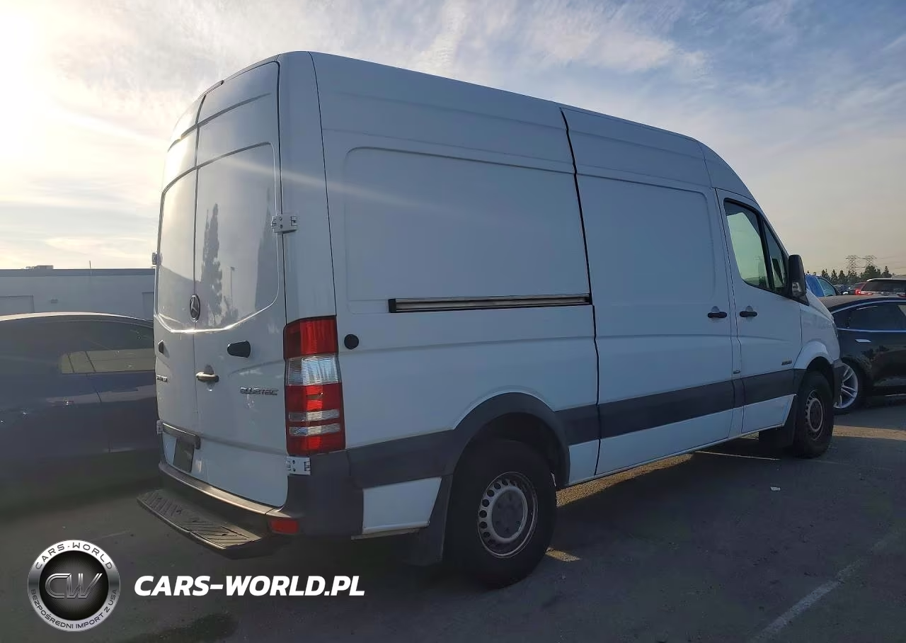 2016 Mercedes-Benz Sprinter 2500 VIN:WD3PE7DDXGP263114 - 3