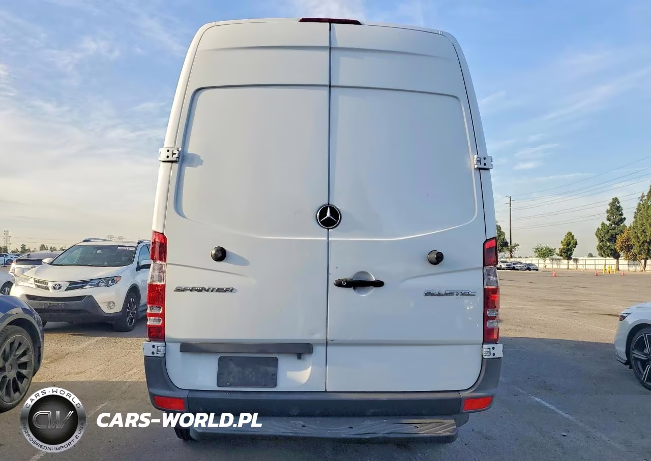2016 Mercedes-Benz Sprinter 2500 VIN:WD3PE7DDXGP263114 - 6