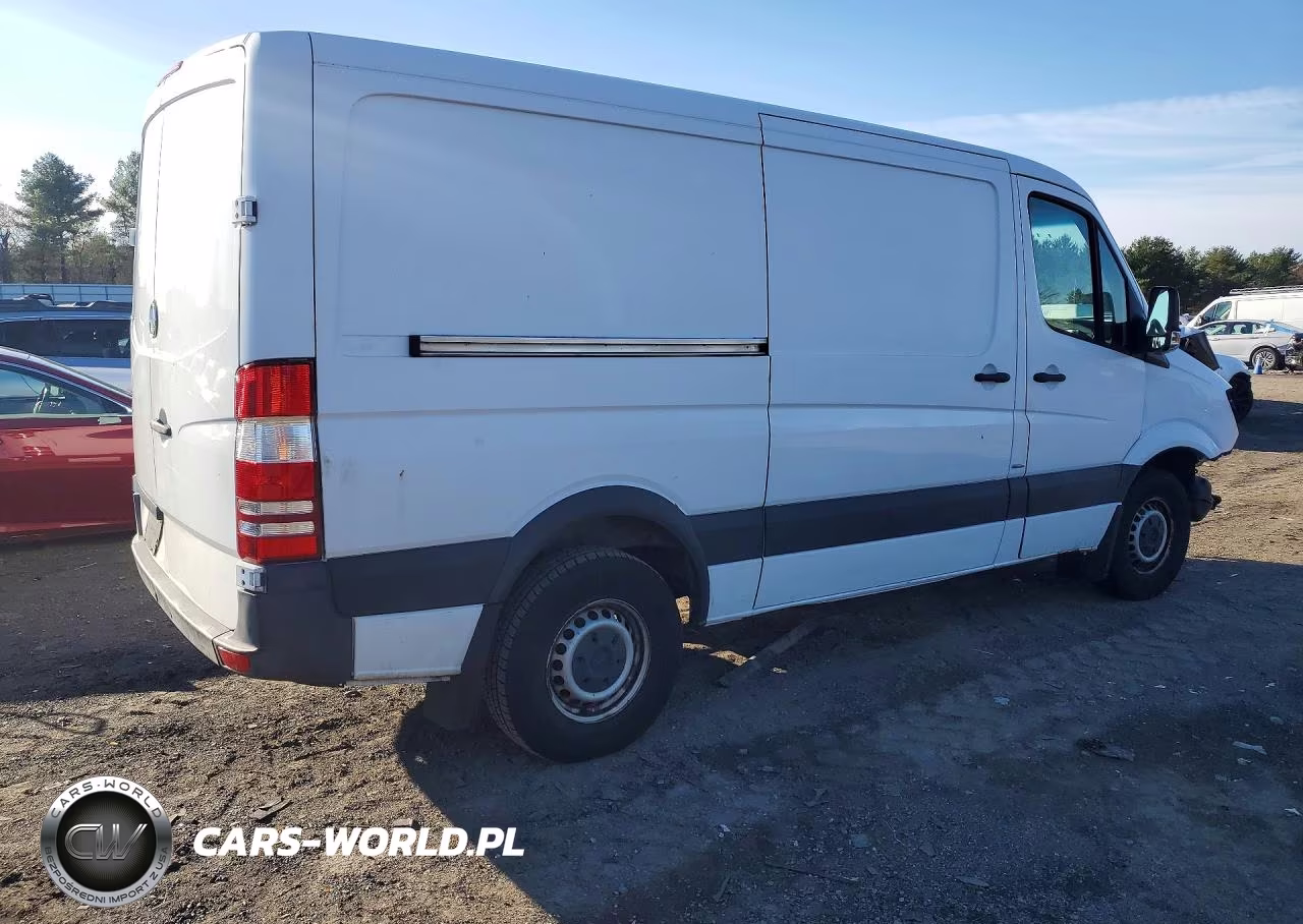 2016 Mercedes Benz Sprinter 2500 Delivery Van VIN:WD3PE7DDXGP311405 - 3