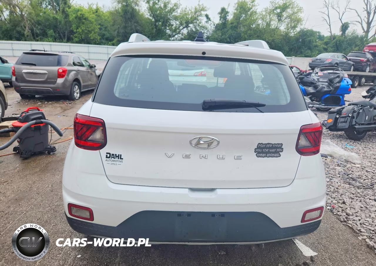 2022 Hyundai Venue Sel VIN:KMHRC8A39NU163537 - 6