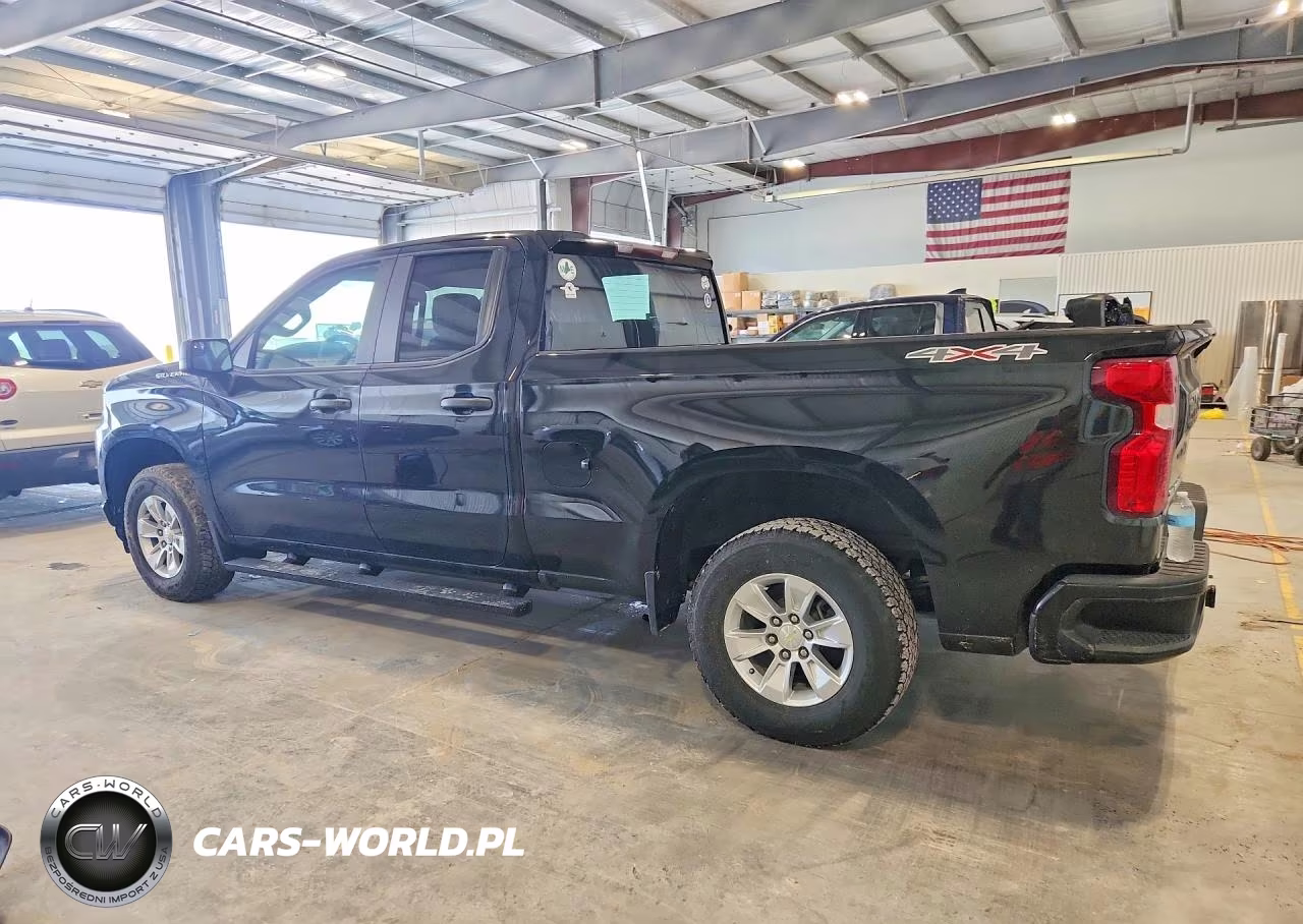 2020 Chevrolet Silverado K1500 VIN:1GCRYAEFXLZ247819 - 2