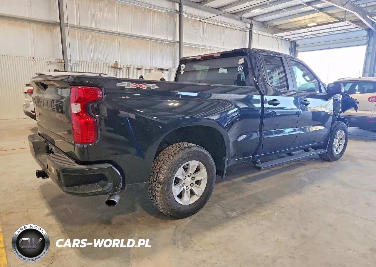 2020 Chevrolet Silverado K1500 VIN:1GCRYAEFXLZ247819 - 3