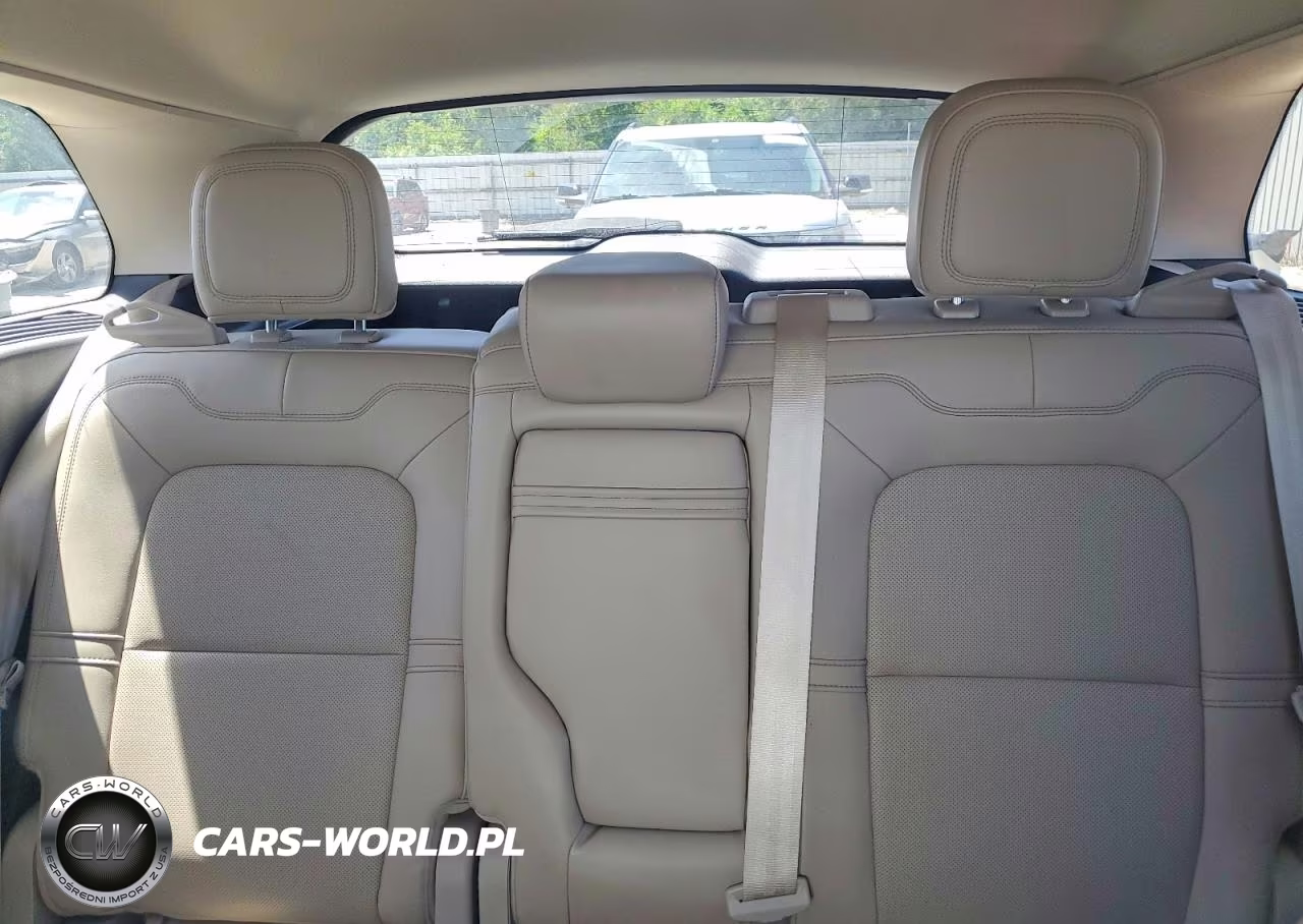 2020 Lincoln Corsair VIN:5LMCJ1C92LUL16077 - 10