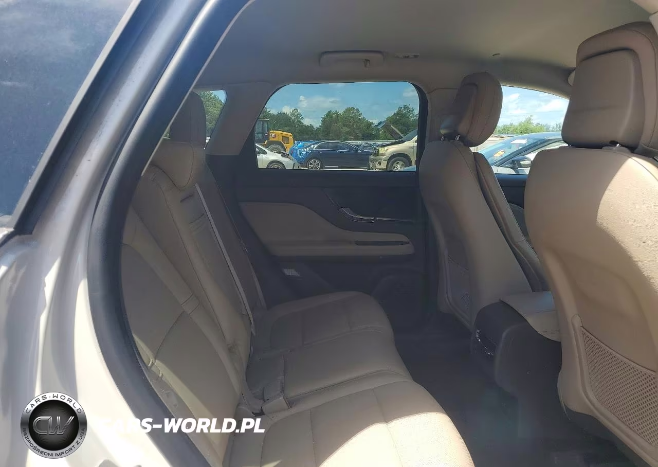 2020 Lincoln Corsair VIN:5LMCJ1C92LUL16077 - 11