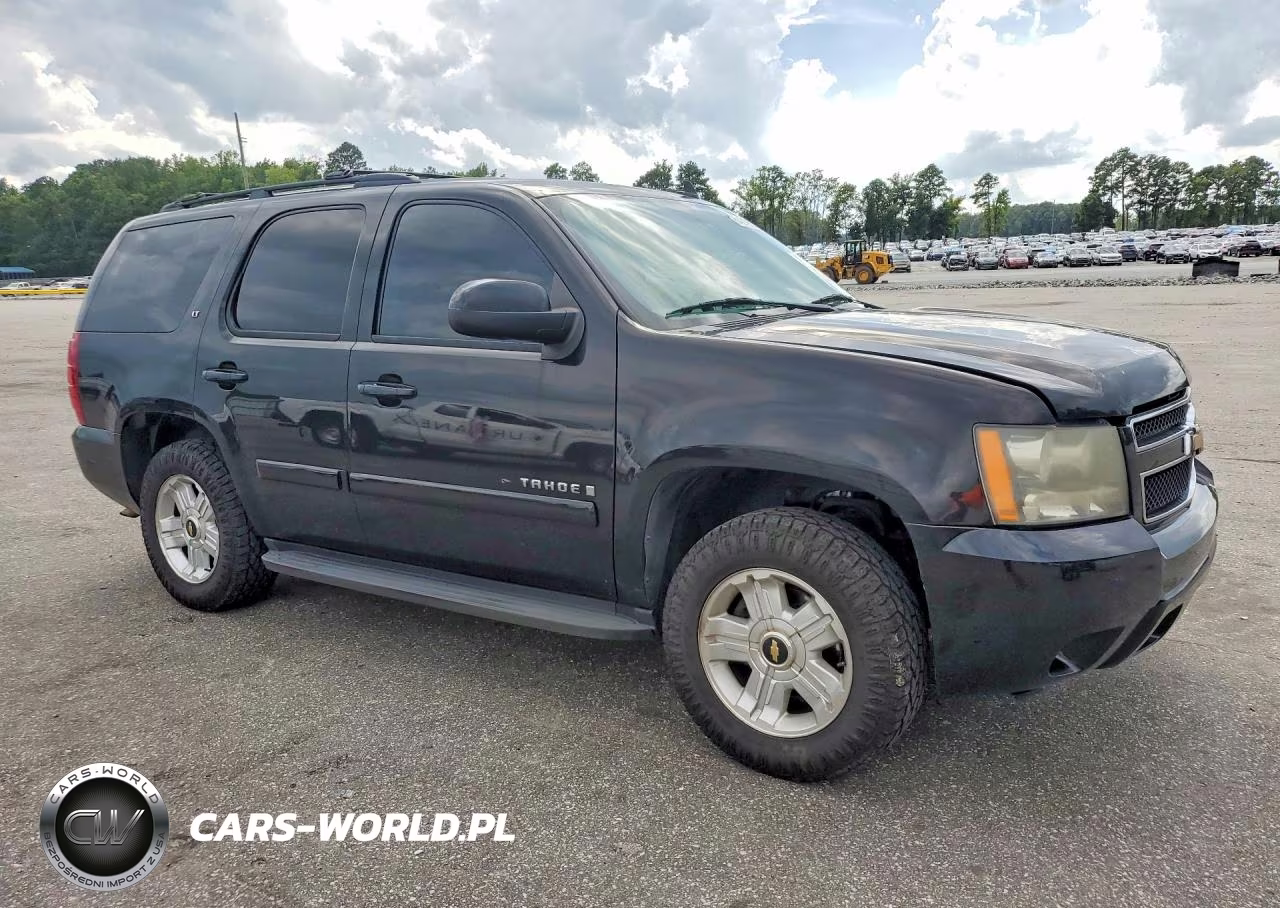 2009 Chevrolet Tahoe VIN:1GNEC23329R210839 - 4