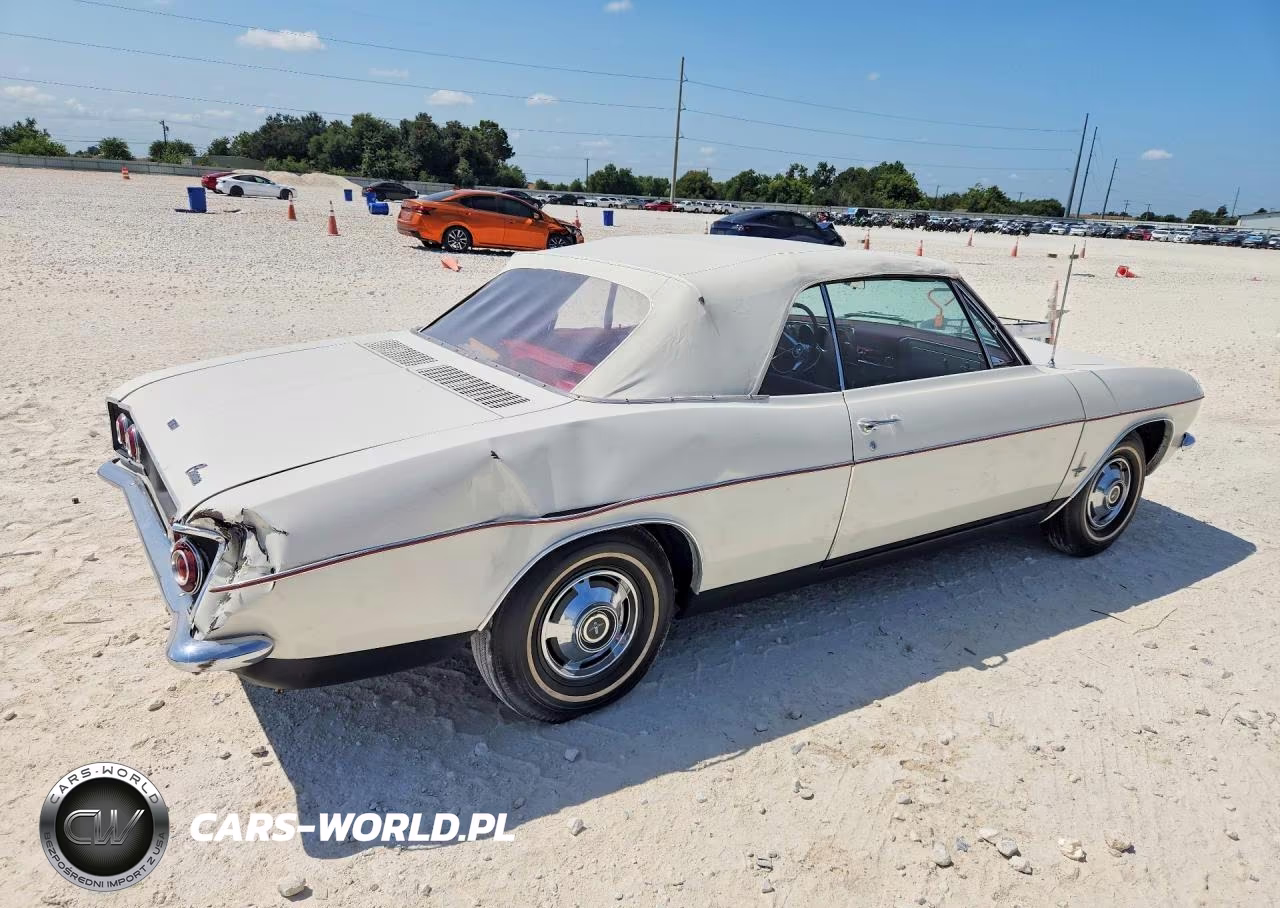1965 Chev Corvair Monza VIN:105675W112646 - 3