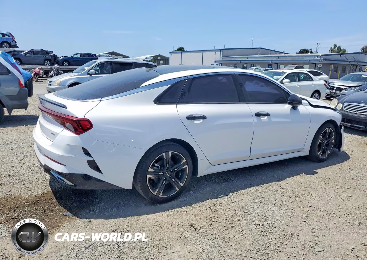2023 Kia K5 Gt Line VIN:5XXG64J29PG180933 - 3