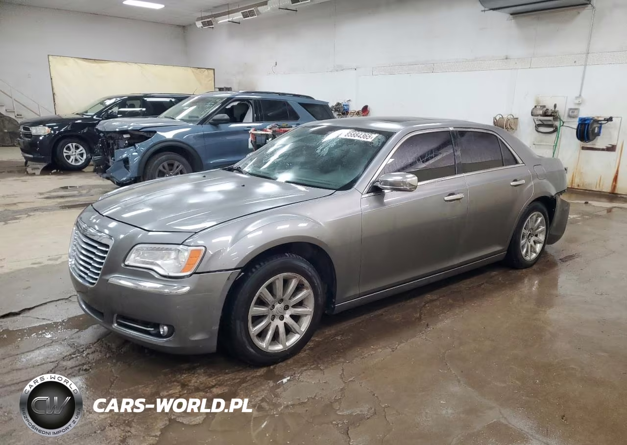 2011 Chrysler 300 Limited