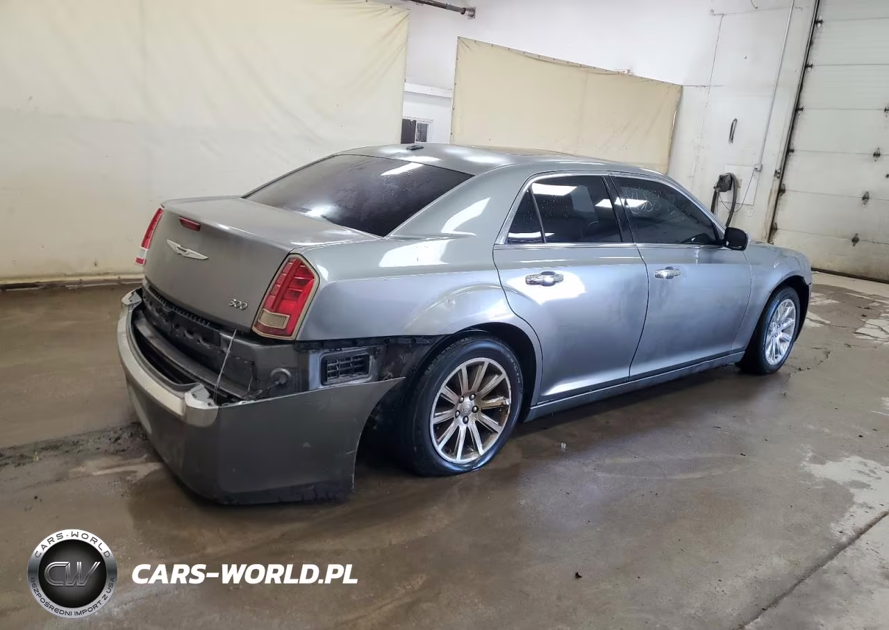2011 Chrysler 300 Limited VIN:2C3CA5CG6BH522506 - 3