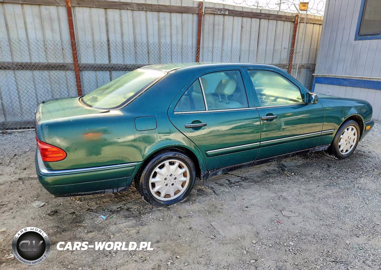 1996 Mercedes-Benz E 320 VIN:WDBJF55F2TJ019255 - 3