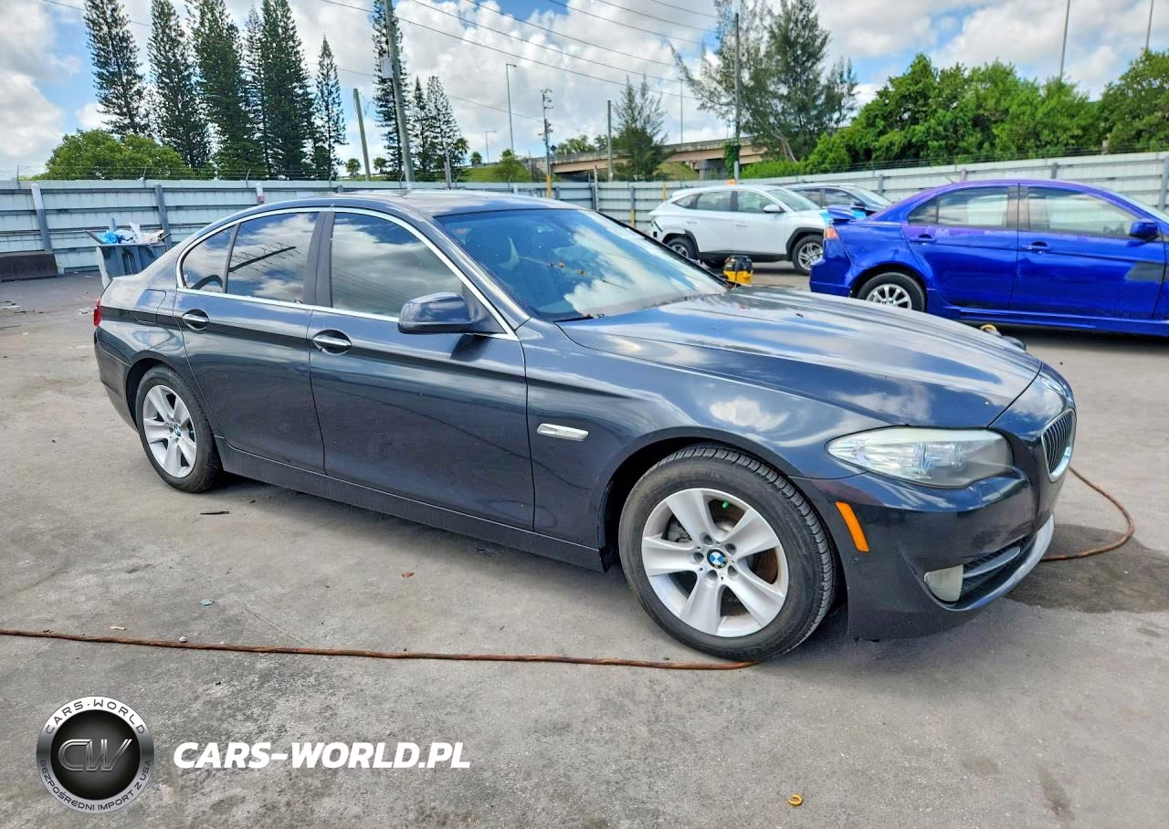2011 BMW 528 I VIN:WBAFR1C57BC749292 - 4