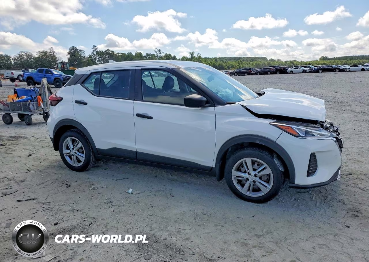 2024 Nissan Kicks S VIN:3N1CP5BVXRL583517 - 4