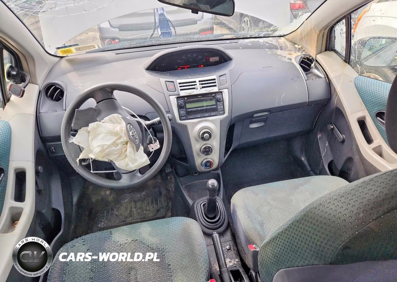 2007 Toyota Yaris Base VIN:JTDJT923375105734 - 8