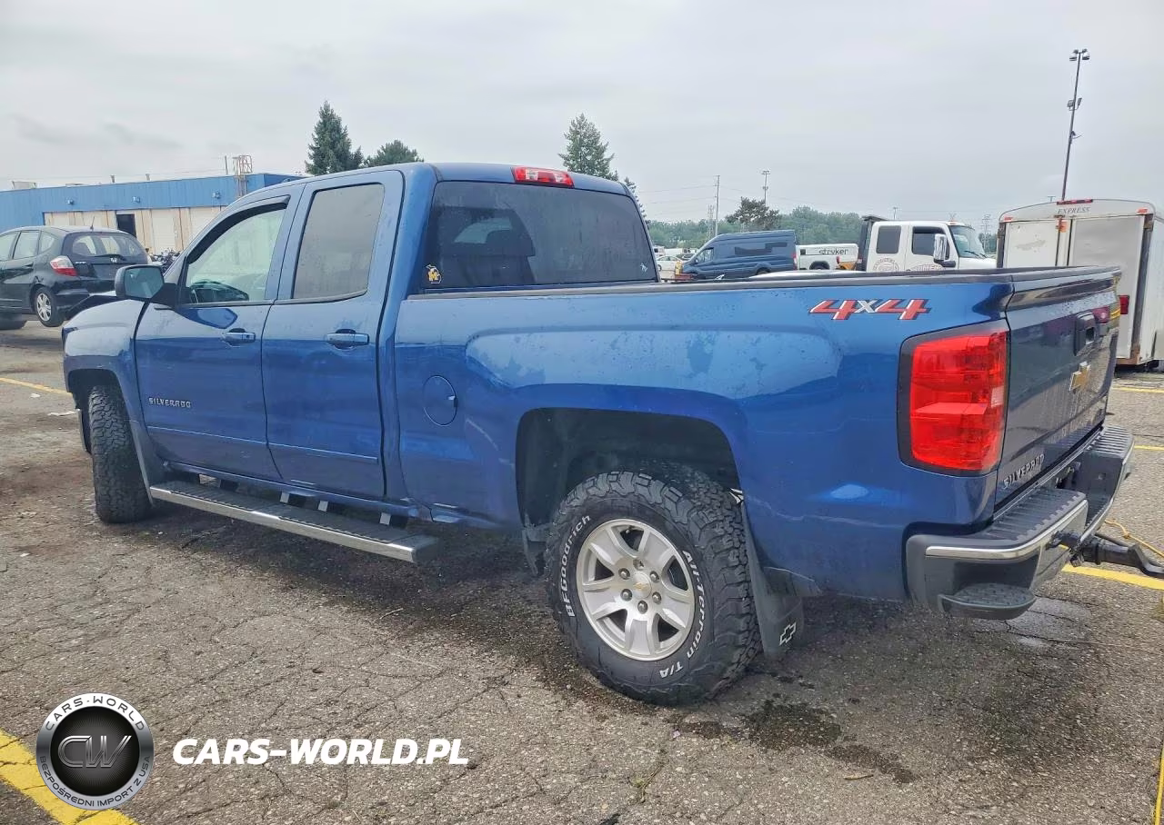 2018 Chevrolet Silverado K1500 Lt VIN:1GCVKREH9JZ141729 - 2