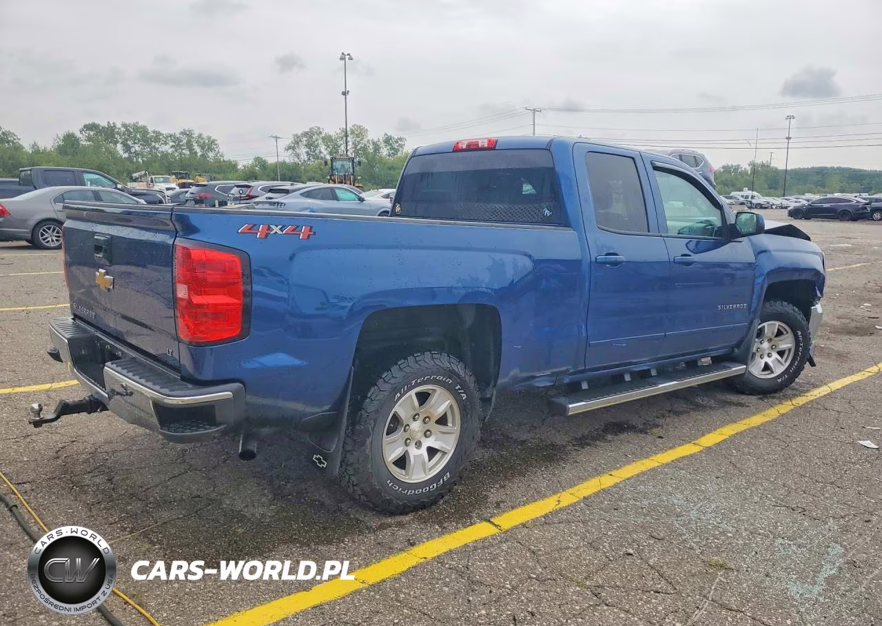 2018 Chevrolet Silverado K1500 Lt VIN:1GCVKREH9JZ141729 - 3