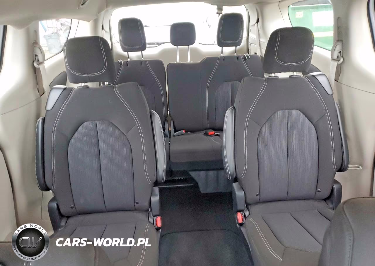 2024 Chrysler Voyager Lx VIN:2C4RC1CG5RR106900 - 10