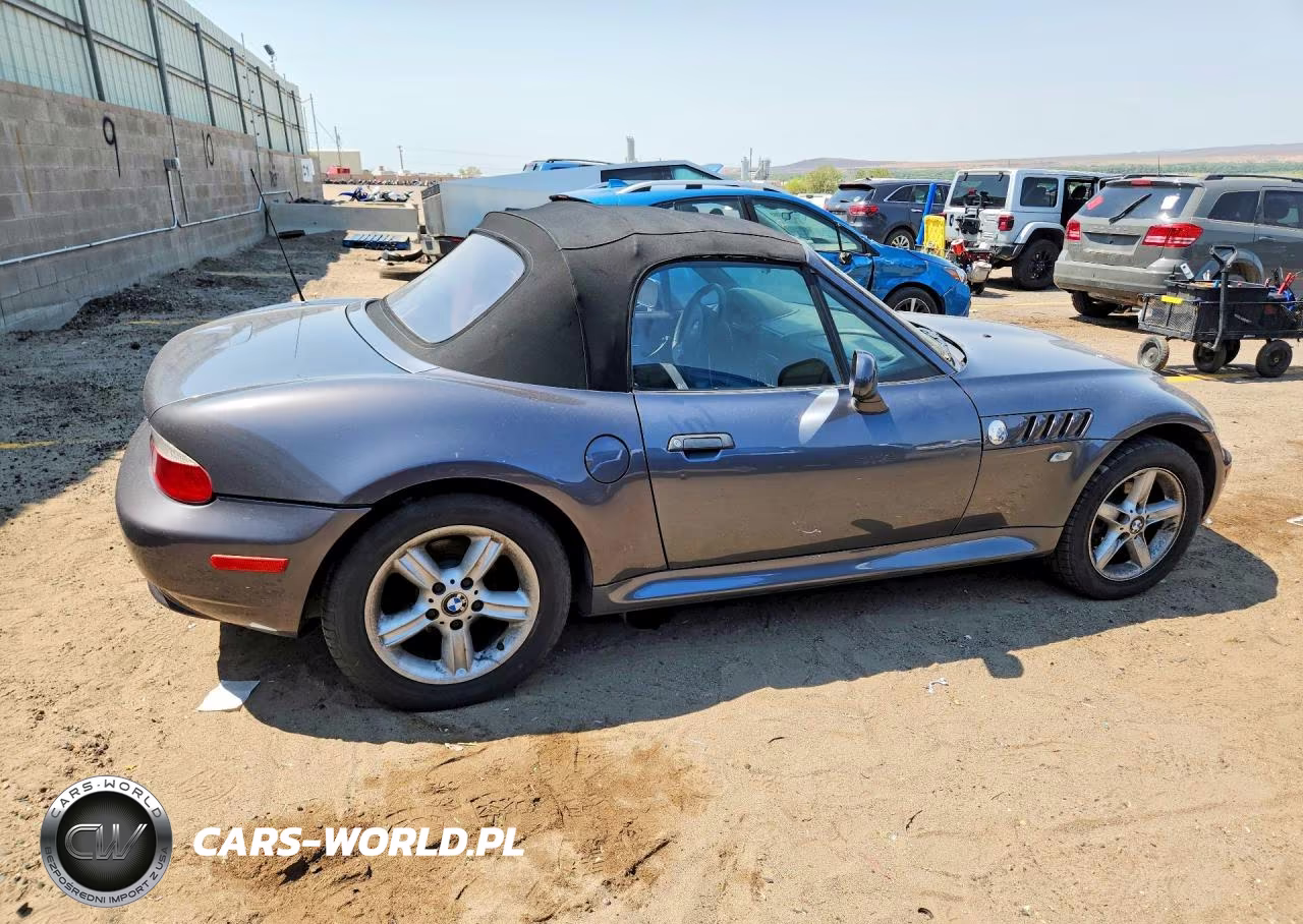 2000 BMW Z3 2.3 VIN:4USCH9344YLF86492 - 3