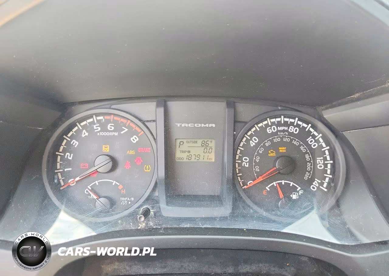 2017 Toyota Tacoma Sr VIN:5TFAX5GN8HX097272 - 9