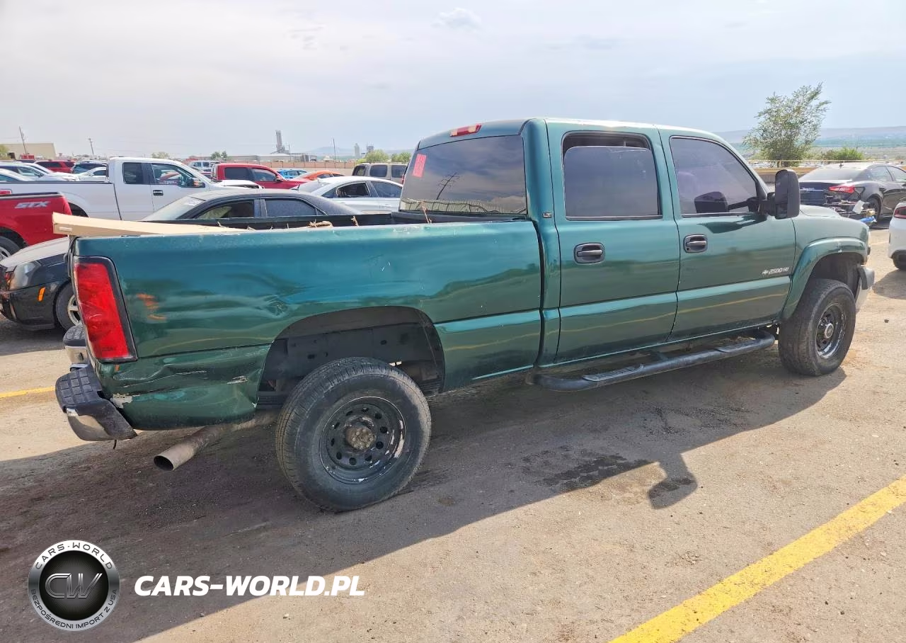 2001 Chevrolet Silverado K2500 Heavy Duty VIN:1GCHK23GX1F122137 - 3