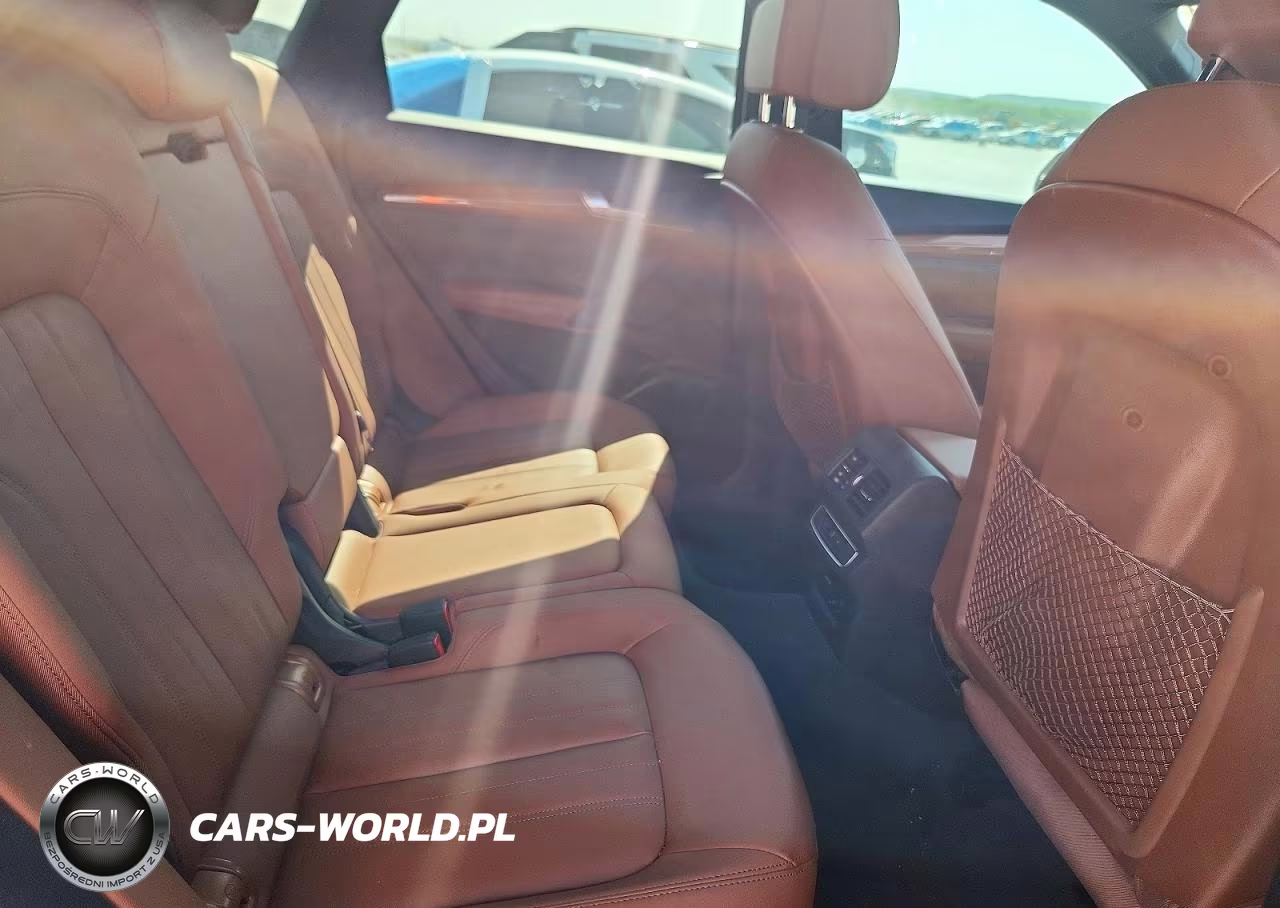 2022 Audi Q5 Premium Plus 45 VIN:WA1EAAFY2N2097083 - 11